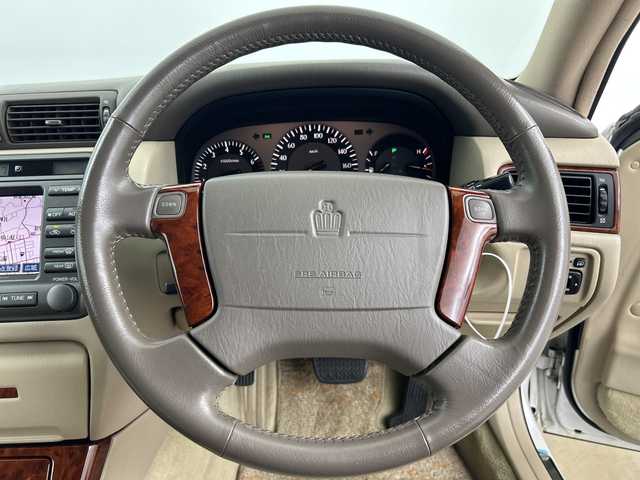 トヨタ クラウン エステート アスリート 埼玉県 2000(平12)年 3.1万km ホワイトパールクリスタルシャイン/シルバーM 純正HDDナビ/（ＡＭ／ＦＭ／ＤＶＤ／ＣＤ／アナログＴＶ）/純正アルミホイール/純正フロアマット/デジタルインナーミラー/バックカメラ/パワーシートＤＮ席/オートエアコン/オートライト/キセノンライト/Ｗエアバック/スペア2本