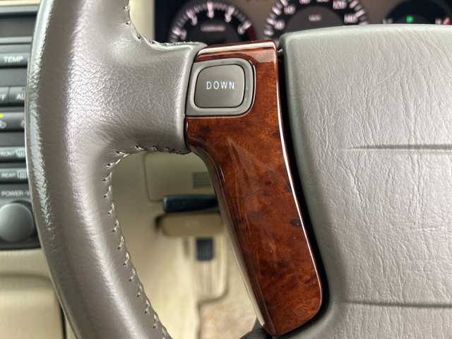 トヨタ クラウン エステート アスリート 埼玉県 2000(平12)年 3.1万km ホワイトパールクリスタルシャイン/シルバーM 純正HDDナビ/（ＡＭ／ＦＭ／ＤＶＤ／ＣＤ／アナログＴＶ）/純正アルミホイール/純正フロアマット/デジタルインナーミラー/バックカメラ/パワーシートＤＮ席/オートエアコン/オートライト/キセノンライト/Ｗエアバック/スペア2本