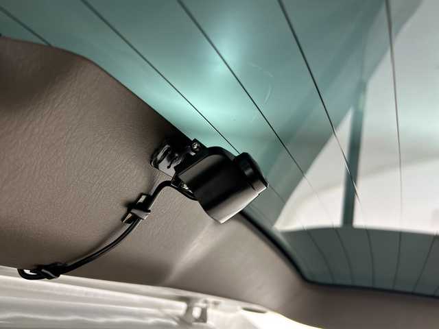 トヨタ クラウン エステート アスリート 埼玉県 2000(平12)年 3.1万km ホワイトパールクリスタルシャイン/シルバーM 純正HDDナビ/（ＡＭ／ＦＭ／ＤＶＤ／ＣＤ／アナログＴＶ）/純正アルミホイール/純正フロアマット/デジタルインナーミラー/バックカメラ/パワーシートＤＮ席/オートエアコン/オートライト/キセノンライト/Ｗエアバック/スペア2本