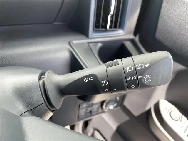 ダイハツ タント カスタム RS 熊本県 2023(令5)年 0.9万km クールバイオレットクリスタルシャイン 純正ナビ/・AM/FM/CD/DVD/SD/USB/iPod/HDMI/BT/・フルセグTV/バックカメラ/車線逸脱警報機能/前後コーナーセンサー/レーンキープアシスト/革巻きステアリング/・ステアリングスイッチ/オートライト/・LEDライト/・フォグランプ/ハーフレザーシート/・D/N席シートヒーター/電動格納ミラー/・ウィンカーミラー/前後ドライブレコーダー（ZDR035）/電動サイドブレーキ/・ホールドボタン/純正ドアバイザー/純正フロアマット/純正アルミホイール/スマートキー