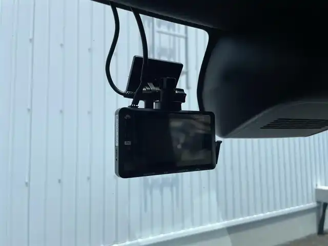 ダイハツ タント カスタム RS 熊本県 2023(令5)年 0.9万km クールバイオレットクリスタルシャイン 純正ナビ/・AM/FM/CD/DVD/SD/USB/iPod/HDMI/BT/・フルセグTV/バックカメラ/車線逸脱警報機能/前後コーナーセンサー/レーンキープアシスト/革巻きステアリング/・ステアリングスイッチ/オートライト/・LEDライト/・フォグランプ/ハーフレザーシート/・D/N席シートヒーター/電動格納ミラー/・ウィンカーミラー/前後ドライブレコーダー（ZDR035）/電動サイドブレーキ/・ホールドボタン/純正ドアバイザー/純正フロアマット/純正アルミホイール/スマートキー