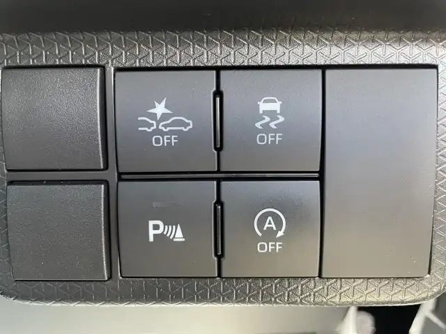 ダイハツ タント カスタム RS 熊本県 2023(令5)年 0.9万km クールバイオレットクリスタルシャイン 純正ナビ/・AM/FM/CD/DVD/SD/USB/iPod/HDMI/BT/・フルセグTV/バックカメラ/車線逸脱警報機能/前後コーナーセンサー/レーンキープアシスト/革巻きステアリング/・ステアリングスイッチ/オートライト/・LEDライト/・フォグランプ/ハーフレザーシート/・D/N席シートヒーター/電動格納ミラー/・ウィンカーミラー/前後ドライブレコーダー（ZDR035）/電動サイドブレーキ/・ホールドボタン/純正ドアバイザー/純正フロアマット/純正アルミホイール/スマートキー