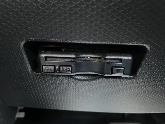 ダイハツ タント カスタム RS 熊本県 2023(令5)年 0.9万km クールバイオレットクリスタルシャイン 純正ナビ/・AM/FM/CD/DVD/SD/USB/iPod/HDMI/BT/・フルセグTV/バックカメラ/車線逸脱警報機能/前後コーナーセンサー/レーンキープアシスト/革巻きステアリング/・ステアリングスイッチ/オートライト/・LEDライト/・フォグランプ/ハーフレザーシート/・D/N席シートヒーター/電動格納ミラー/・ウィンカーミラー/前後ドライブレコーダー（ZDR035）/電動サイドブレーキ/・ホールドボタン/純正ドアバイザー/純正フロアマット/純正アルミホイール/スマートキー