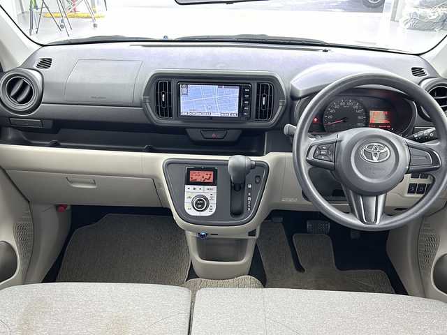 トヨタ パッソ X Lパッケージ S 岐阜県 2016(平28)年 4.4万km パールホワイトⅢ 純正ナビ/・Bluetooth　CD　DVD/・フルセグTV/スペアキー/横滑り防止/衝突軽減ブレーキ/盗難防止装置/ETC/プッシュスタート/ドライブレコーダー/サマータイヤ4本/コーナーセンサー/アイドリングストップ/バックカメラ/フォグランプ/純正フロアマット