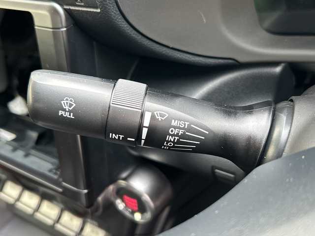 スバル ＢＲＺ S 福岡県 2021(令3)年 0.9万km クリスタルホワイトP オーディオレス車/6速MT/前席シートヒーター/ETC/クルーズコントロール追従なし/オートライト/LEDヘッドライト/電動格納ミラー/オートエアコン/純正フロアマット/純正アルミホイール