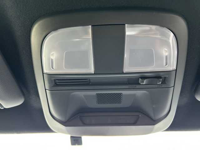 スバル ＢＲＺ S 福岡県 2021(令3)年 0.9万km クリスタルホワイトP オーディオレス車/6速MT/前席シートヒーター/ETC/クルーズコントロール追従なし/オートライト/LEDヘッドライト/電動格納ミラー/オートエアコン/純正フロアマット/純正アルミホイール