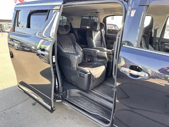 トヨタ ヴェルファイア Z Gエディション 宮城県 2016(平28)年 9.6万km スパークリングブラックパールクリスタルシャイン モデリスタエアロ【F・S・R】/アルパイン11型ナビ/【CD・DVD・SD・BT・フルセグTV】/バックカメラ/アルパイン12.8型フリップダウンモニター/両側パワースライドドア/ハーフレザーシート/パワーシート/パワーバックドア/社外前後ドライブレコーダー/ウッドコンビステアリング/大型コンソールBOX/AC100Vコンセント/ステアリングヒーター/クルーズコントロール/ステアリングスイッチ/リアサンシェード/コーナーセンサー/電動パーキングブレーキ/ブレーキホールド/LEDヘッドランプ/フォグランプ/オートライト/スマートキー＆プッシュスタート/電動格納ミラー/純正18インチAW/純正フロアマット/純正ドアバイザー/W/サイド/カーテンエアバッグ