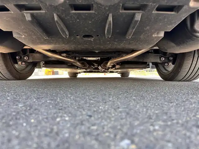 トヨタ クラウン ハイブリッド RS アドバンス 宮城県 2020(令2)年 2.5万km プレシャスホワイトパール セーフティパッケージプラス/・デジタルインナーミラー/・パーキングサポートブレーキ/リアカメラディテクション/・パノラミックビューモニター/ムーンルーフ/AC100V/1500Wコンセント/＝＝＝/セーフティセンス/・プリクラッシュセーフティ/・レーントレーシングアシスト/・レーダークルーズコントロール/・アダプティブハイビームシステム/・ロードサインアシスト/・先行車発進告知機能/・ドライバー異常時対応システム/ブラインドスポットモニター/リアクロストラフィックオートブレーキ/リアクロストラフィックアラート/ヘッドアップディスプレイ/純正12.3インチナビ/・CD/DVD/・Bluetooth/・フルセグTV/ビルトインETC2.0/ドライブレコーダー/レザーシート/シートヒーター/ベンチレーション/パワーシート/ステアリングヒーター/パドルシフト/電動パーキングブレーキ/ブレーキホールド/LEDヘッドライト/シーケンシャルターンランプ/フォグランプ/オートライト/純正18インチAW/純正フロアマット/純正ドアバイザー