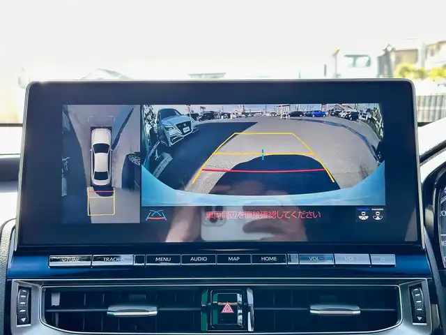 トヨタ クラウン ハイブリッド RS アドバンス 宮城県 2020(令2)年 2.5万km プレシャスホワイトパール セーフティパッケージプラス/・デジタルインナーミラー/・パーキングサポートブレーキ/リアカメラディテクション/・パノラミックビューモニター/ムーンルーフ/AC100V/1500Wコンセント/＝＝＝/セーフティセンス/・プリクラッシュセーフティ/・レーントレーシングアシスト/・レーダークルーズコントロール/・アダプティブハイビームシステム/・ロードサインアシスト/・先行車発進告知機能/・ドライバー異常時対応システム/ブラインドスポットモニター/リアクロストラフィックオートブレーキ/リアクロストラフィックアラート/ヘッドアップディスプレイ/純正12.3インチナビ/・CD/DVD/・Bluetooth/・フルセグTV/ビルトインETC2.0/ドライブレコーダー/レザーシート/シートヒーター/ベンチレーション/パワーシート/ステアリングヒーター/パドルシフト/電動パーキングブレーキ/ブレーキホールド/LEDヘッドライト/シーケンシャルターンランプ/フォグランプ/オートライト/純正18インチAW/純正フロアマット/純正ドアバイザー