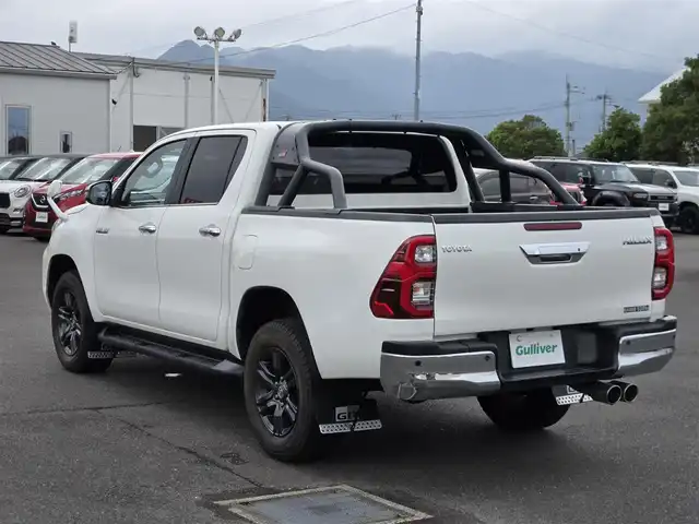 トヨタ ハイラックス Z 鹿児島県 2021(令3)年 4万km スーパーホワイトⅡ GRロールバー　/GRマッドガード　/GRマフラー/レーダークルーズコントロール　/ＥＴＣ　/純正ＳＤナビ（ＮＳＣＰ－Ｗ６８）　/Ｂｌｕｅｔｏｏｔｈオーディオ　/前後コーナーセンサー　/ヒルディセントコントロール/ＭＴモード付きＡＴ/プッシュスタート/スマートキー/アイドリングストップ/レーンキープアシスト/横滑り防止装置/デフロック/エアバッグ(W+サイド)