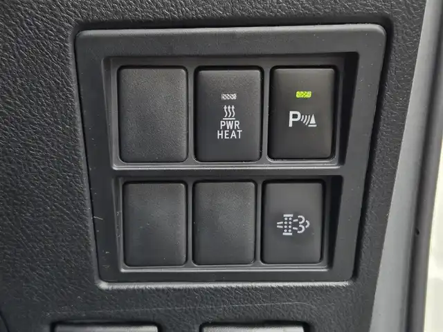 トヨタ ハイラックス Z 鹿児島県 2021(令3)年 4万km スーパーホワイトⅡ GRロールバー　/GRマッドガード　/GRマフラー/レーダークルーズコントロール　/ＥＴＣ　/純正ＳＤナビ（ＮＳＣＰ－Ｗ６８）　/Ｂｌｕｅｔｏｏｔｈオーディオ　/前後コーナーセンサー　/ヒルディセントコントロール/ＭＴモード付きＡＴ/プッシュスタート/スマートキー/アイドリングストップ/レーンキープアシスト/横滑り防止装置/デフロック/エアバッグ(W+サイド)