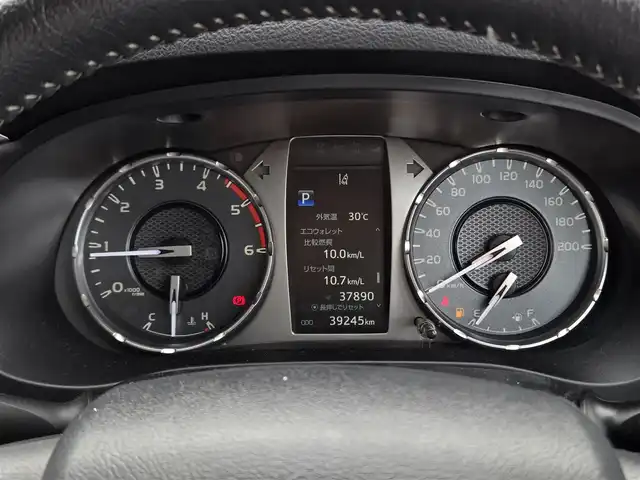 トヨタ ハイラックス Z 鹿児島県 2021(令3)年 4万km スーパーホワイトⅡ GRロールバー　/GRマッドガード　/GRマフラー/レーダークルーズコントロール　/ＥＴＣ　/純正ＳＤナビ（ＮＳＣＰ－Ｗ６８）　/Ｂｌｕｅｔｏｏｔｈオーディオ　/前後コーナーセンサー　/ヒルディセントコントロール/ＭＴモード付きＡＴ/プッシュスタート/スマートキー/アイドリングストップ/レーンキープアシスト/横滑り防止装置/デフロック/エアバッグ(W+サイド)
