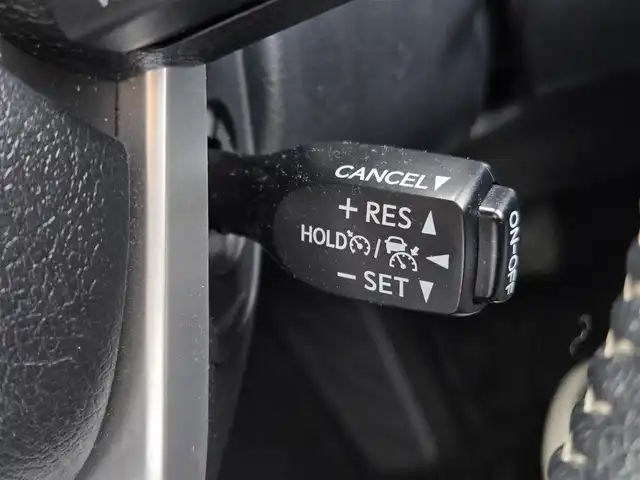 トヨタ ハイラックス Z 鹿児島県 2021(令3)年 4万km スーパーホワイトⅡ GRロールバー　/GRマッドガード　/GRマフラー/レーダークルーズコントロール　/ＥＴＣ　/純正ＳＤナビ（ＮＳＣＰ－Ｗ６８）　/Ｂｌｕｅｔｏｏｔｈオーディオ　/前後コーナーセンサー　/ヒルディセントコントロール/ＭＴモード付きＡＴ/プッシュスタート/スマートキー/アイドリングストップ/レーンキープアシスト/横滑り防止装置/デフロック/エアバッグ(W+サイド)