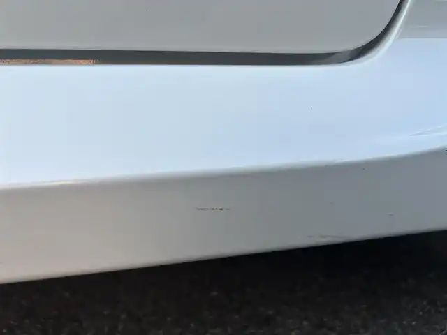 トヨタ ＧＲ８６ SZ 岡山県 2022(令4)年 2.2万km クリスタルホワイトパール 登録時走行距離21199km/TRDエアロスタビライジングカバー/カロッツェリアディスプレイオーディオ/(AM.FM.CD.DVD.BT)/バックカメラ/FUJITSUBOマフラー/車高調/社外トランクスポイラー/社外リアバンパーライト/ETC/前後ドライブレコーダー/横滑り防止装置/クルーズコントロール/オートライト/17インチ純正AW/取説/保証書/スペアキー