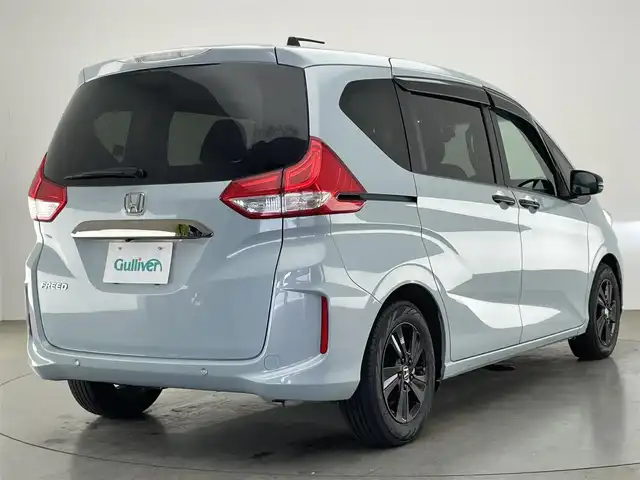 ホンダ フリード G ブラックスタイル 愛知県 2023(令5)年 3.2万km フィヨルドミストパール 純正９型ナビ　フルセグＴＶ　Ｂｌｕｅｔｏｏｔｈ　カープレイ　バックカメラ　シートヒーター　純正前後ドラレコ　ホンダセンシング　衝突軽減装置　追従クルコン　ハンドル支援　両側パワースライドドア ブラックスタイル専用アルミホイール　禁煙車