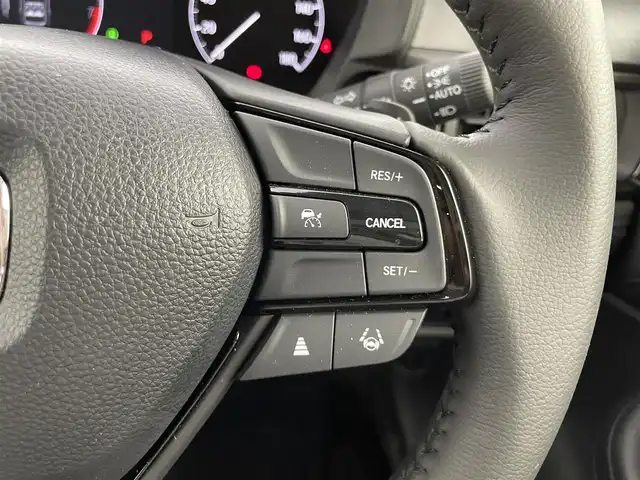 ホンダ ＷＲ－Ｖ Z+ ブラックスタイル 群馬県 2025(令7)年 0.1万km オブシダンブルーパール 特別仕様車　【Z＋BLACK STYLE】/・Z＋専用エクステリア/・BLACK STYLE専用装備/Honda CONNECT for Gathers＋ナビ装着用スペシャルパッケージ/＝＝＝＝/Honda SENSING/・衝突軽減ブレーキ（CMBS）、誤発進抑制機能/後方誤発進抑制機能/近距離衝突軽減ブレーキ/歩行者事故低減ステアリング、路外逸脱抑制機能、アダプティブクルーズコントロール（ACC）、車線維持支援システム（LKAS）、先行車発進お知らせ機能、標識認識機能、オートハイビーム、パーキングセンサーシステム/LEDフォグライト/本革巻ステアリングホイール＋セレクトレバー/リアセンターアームレスト/パーセルカバー/コンビシート/17インチアルミホイール/シャープシルバー塗装ルーフレールガーニッシュ/純正Gathersナビ/バックカメラ/前後ドラレコ/ETC/スマートキー /プッシュスタート/LEDヘッドライト