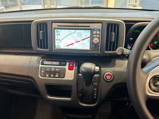 ホンダ Ｎ ＯＮＥ G Lパッケージ 埼玉県 2013(平25)年 6.4万km イノセントブルーメタリック 純正ナビ/　　CD/DVD/ワンセグTV/バックカメラ/HIDオートライト/ステアリングスイッチ/ECON/横滑り防止/プッシュスタート/禁煙車