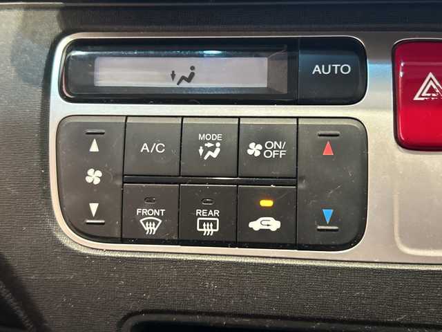 ホンダ Ｎ ＯＮＥ G Lパッケージ 埼玉県 2013(平25)年 6.4万km イノセントブルーメタリック 純正ナビ/　　CD/DVD/ワンセグTV/バックカメラ/HIDオートライト/ステアリングスイッチ/ECON/横滑り防止/プッシュスタート/禁煙車