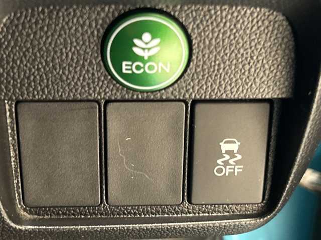 ホンダ Ｎ ＯＮＥ G Lパッケージ 埼玉県 2013(平25)年 6.4万km イノセントブルーメタリック 純正ナビ/　　CD/DVD/ワンセグTV/バックカメラ/HIDオートライト/ステアリングスイッチ/ECON/横滑り防止/プッシュスタート/禁煙車