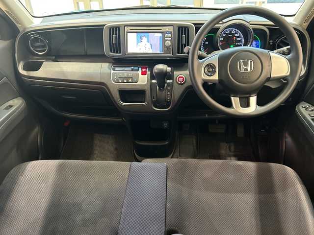 ホンダ Ｎ ＯＮＥ G Lパッケージ 埼玉県 2013(平25)年 6.4万km イノセントブルーメタリック 純正ナビ/　　CD/DVD/ワンセグTV/バックカメラ/HIDオートライト/ステアリングスイッチ/ECON/横滑り防止/プッシュスタート/禁煙車