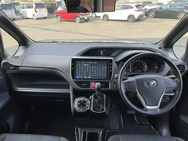 トヨタ ヴォクシー ZS 煌Ⅱ 岡山県 2016(平28)年 4.1万km ブラッキッシュアゲハガラスフレーク 純正10インチナビ　NSZN-Z66T/フルセグTV、CD、DVD、AM、FM、Bluetooth/バックカメラ/ビルトインETC/両側パワースライドドア/トヨタセーフティセンス/・プリクラッシュセーフティ/・レーンディパーチャーアラート/・オートマチックハイビーム/ドライブレコーダー