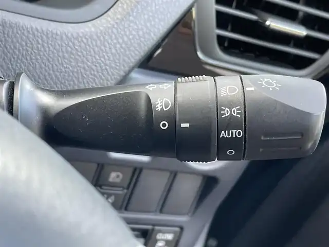 トヨタ ヴォクシー ZS 煌Ⅱ 岡山県 2016(平28)年 4.1万km ブラッキッシュアゲハガラスフレーク 純正10インチナビ　NSZN-Z66T/フルセグTV、CD、DVD、AM、FM、Bluetooth/バックカメラ/ビルトインETC/両側パワースライドドア/トヨタセーフティセンス/・プリクラッシュセーフティ/・レーンディパーチャーアラート/・オートマチックハイビーム/ドライブレコーダー