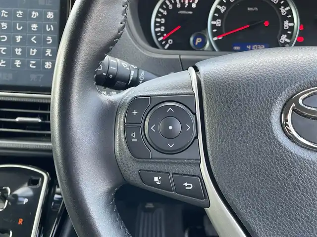 トヨタ ヴォクシー ZS 煌Ⅱ 岡山県 2016(平28)年 4.1万km ブラッキッシュアゲハガラスフレーク 純正10インチナビ　NSZN-Z66T/フルセグTV、CD、DVD、AM、FM、Bluetooth/バックカメラ/ビルトインETC/両側パワースライドドア/トヨタセーフティセンス/・プリクラッシュセーフティ/・レーンディパーチャーアラート/・オートマチックハイビーム/ドライブレコーダー