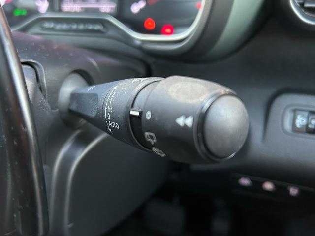 シトロエン シトロエン ベルランゴ シャイン XTRパック 埼玉県 2021(令3)年 4.8万km グレー マルチパノラマルーフ　/ディスプレイオーディオ/スマートエントリーキー/ＡＣＣ　/ＬＫＡ　/ＢＳＭ　/バックカメラ　/ドラレコ　/ＡｐｐｌｅＣａｒｐｌａｙ　/Ｂｌｕｅｔｏｏｔｈ　/ＡＡＣ　/ＥＴＣ　/両側スライドドア　/ルーフレール