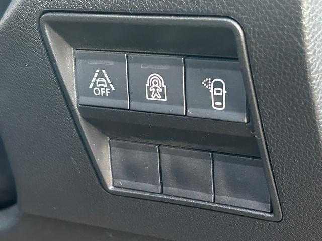 シトロエン シトロエン ベルランゴ シャイン XTRパック 埼玉県 2021(令3)年 4.8万km グレー マルチパノラマルーフ　/ディスプレイオーディオ/スマートエントリーキー/ＡＣＣ　/ＬＫＡ　/ＢＳＭ　/バックカメラ　/ドラレコ　/ＡｐｐｌｅＣａｒｐｌａｙ　/Ｂｌｕｅｔｏｏｔｈ　/ＡＡＣ　/ＥＴＣ　/両側スライドドア　/ルーフレール