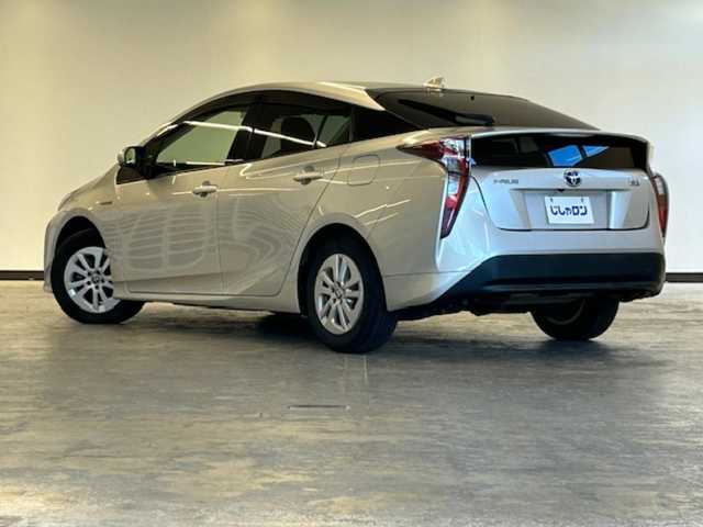 トヨタ アクア S スタイルブラック 静岡県 2016(平28)年 5.4万km ディープアメジストマイカメタリック (株)IDOMが運営する【じしゃロン浜松店】の自社ローン専用車両になりますこちらは現金またはオートローンご利用時の価格です。自社ローンご希望の方は別途その旨お申付け下さい/トヨタセーフティセンス/前席シートヒーター/リアバイザー/ドアバイザー/LEDヘッドライト/バックモニター/スマートキー/Bluetooth/電核ミラー/純正タイヤ15インチ/バックモニター/スマートキー