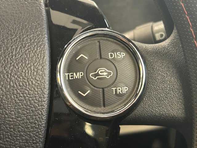 トヨタ アクア S スタイルブラック 静岡県 2016(平28)年 5.4万km ディープアメジストマイカメタリック (株)IDOMが運営する【じしゃロン浜松店】の自社ローン専用車両になりますこちらは現金またはオートローンご利用時の価格です。自社ローンご希望の方は別途その旨お申付け下さい/トヨタセーフティセンス/前席シートヒーター/リアバイザー/ドアバイザー/LEDヘッドライト/バックモニター/スマートキー/Bluetooth/電核ミラー/純正タイヤ15インチ/バックモニター/スマートキー