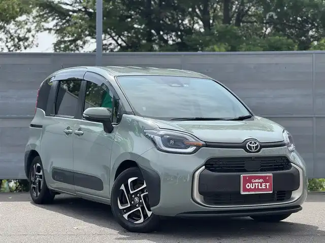 トヨタ シエンタ ハイブリッド Z 三重県 2022(令4)年 4.6万km アーバンカーキ ワンオーナー/セーフティセンス/OP10.5インチディスプレイオーディオプラス/・10.5インチディスプレイオーディオ/・車載メモリーナビ/・地デジTV/・Bluetooth/パノラミックビューモニター/クリアランスソナー/両側ハンズフリーパワースライドドア /後席サンシェイド/レーダークルーズコントロール/レーンディパーチャーアラート/ブラインドスポットモニター/USB端子/ビルトインETC2.0/OP純正15インチアルミホイール/Bi-BeamLEDヘッドランプ/・オートライト/アダプティブハイビームシステム/プッシュエンジンスタート/スマートキー×2