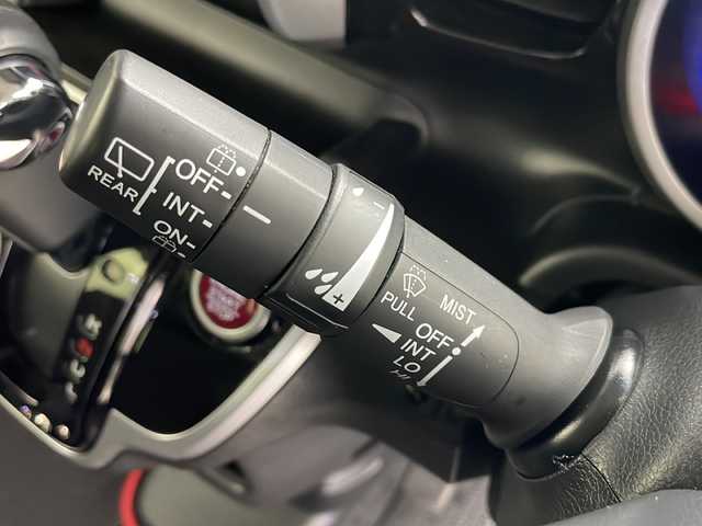 ホンダ Ｎ ＢＯＸ カスタム G Lパッケージ 道央・札幌 2017(平29)年 3.8万km プレミアムホワイトパールⅡ ・４ＷＤ/・社外フローティングナビ＆ＴＶ＆ＢＴ＆ＤＶＤ＆ＣＤ/・バックカメラ/・ＣＴＢＡ/・両側電動スライドドア/・社外レーダー/・社外ドライブレコーダー/・前席シートヒーター/・ステアリングヒーター/・ビルトインＥＴＣ/・ＨＩＤヘッドライト/・フォグランプ/・ベンチシート/・ドアミラーヒーター/・純正１４インチアルミ