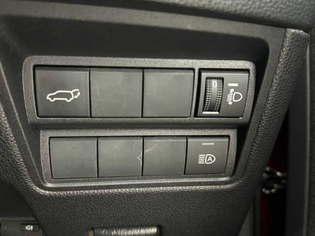 トヨタ ヤリスクロス ハイブリッド G 愛知県 2022(令4)年 6.1万km センシュアルレッドマイカ 禁煙車/ワンオーナー/純正8インチディスプレイオーディオ/（AM/FM/Bluetooth/フルセグTV/USB)/バックカメラ/トヨタセーフティセンス/・プリクラッシュセーフティ/・レーントレーシングアシスト/・パーキングサポートブレーキ/・パーキングセンサー/・レーダークルーズコントロール/・オートマチックハイビーム/・ロードサインアシスト/ETC/パワーバックドア/純正16インチアルミホイール/スマートキー/スペアキー1本/プッシュスタート/LEDヘッドライト/フロントフォグランプ/純正フロアマット/電子パーキングブレーキ/オートホールド/横滑り防止装置/電動格納ミラー