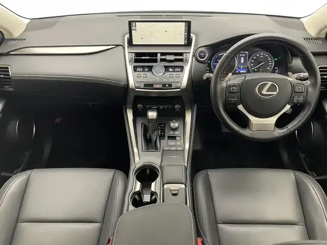レクサス ＮＸ 300h Iパッケージ 愛知県 2017(平29)年 2.9万km ソニッククォーツ 純正１０．３型ナビ　角型３眼LED　黒革　セーフティシステム＋　追従クルコン　メモリーシート　フルセグ　バックカメラ　ETC２．０　シートヒーター　衝突軽減　パドルシフト　ステアリングヒーター　禁煙　ドラレコ　DVD　Bluetooth　フォグ　nanoe 　コーナーセンサー　プッシュスタート　スマートキー
