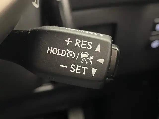 レクサス ＮＸ 300h Iパッケージ 愛知県 2017(平29)年 2.9万km ソニッククォーツ 純正１０．３型ナビ　角型３眼LED　黒革　セーフティシステム＋　追従クルコン　メモリーシート　フルセグ　バックカメラ　ETC２．０　シートヒーター　衝突軽減　パドルシフト　ステアリングヒーター　禁煙　ドラレコ　DVD　Bluetooth　フォグ　nanoe 　コーナーセンサー　プッシュスタート　スマートキー