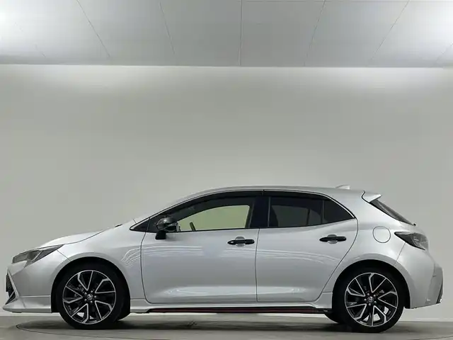 トヨタ カローラ スポーツ G Z 埼玉県 2018(平30)年 4万km シルバーマイカM 純正９型ナビ　ＴＲＤエアロ　バックカメラ　ビルトインＥＴＣ２．０　ドライブレコーダー　ＬＥＤ　追従走行　ＭＴモード付ＡＴ　フルセグＴＶ　Ｂｌｕｅｔｏｏｔｈ　スマートキー　衝突被害軽減