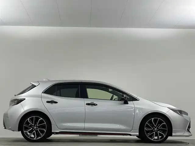 トヨタ カローラ スポーツ G Z 埼玉県 2018(平30)年 4万km シルバーマイカM 純正９型ナビ　ＴＲＤエアロ　バックカメラ　ビルトインＥＴＣ２．０　ドライブレコーダー　ＬＥＤ　追従走行　ＭＴモード付ＡＴ　フルセグＴＶ　Ｂｌｕｅｔｏｏｔｈ　スマートキー　衝突被害軽減