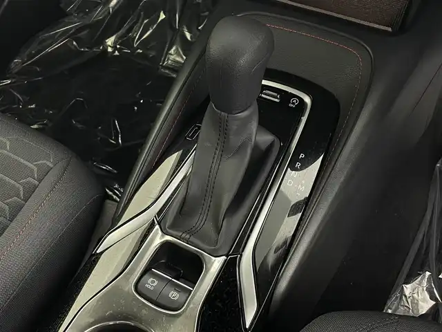 トヨタ カローラ スポーツ G Z 埼玉県 2018(平30)年 4万km シルバーマイカM 純正９型ナビ　ＴＲＤエアロ　バックカメラ　ビルトインＥＴＣ２．０　ドライブレコーダー　ＬＥＤ　追従走行　ＭＴモード付ＡＴ　フルセグＴＶ　Ｂｌｕｅｔｏｏｔｈ　スマートキー　衝突被害軽減