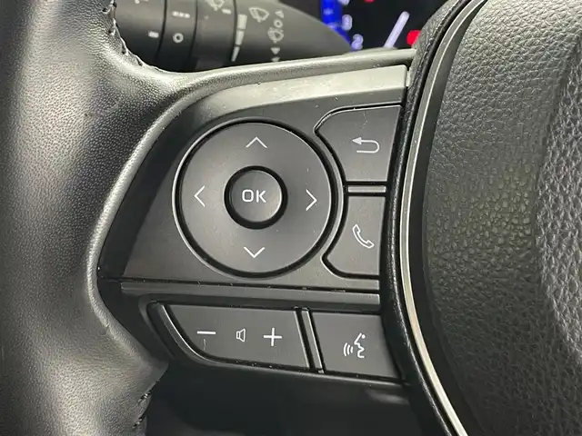 トヨタ カローラ スポーツ G Z 埼玉県 2018(平30)年 4万km シルバーマイカM 純正９型ナビ　ＴＲＤエアロ　バックカメラ　ビルトインＥＴＣ２．０　ドライブレコーダー　ＬＥＤ　追従走行　ＭＴモード付ＡＴ　フルセグＴＶ　Ｂｌｕｅｔｏｏｔｈ　スマートキー　衝突被害軽減