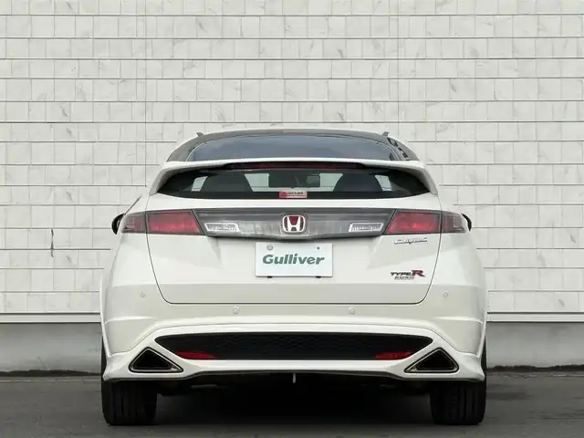 ホンダ シビック タイプR ユーロ 岩手県 2011(平23)年 3.4万km チャンピオンシップホワイト 禁煙車/ワンオーナー/6MT/純正オーディオ/→CD/FM/AM/AUX/ステアリングスイッチ/ビークルスタビリティアシスト/・ABS/・トラクションコントロール/・横滑り抑制機能/コーナーセンサー/〇プッシュスタート/〇電動格納ミラー/〇ウィンカーミラー/〇フロアマット/〇キーレス/〇取扱説明書/〇保証書/スペアキー/ETC