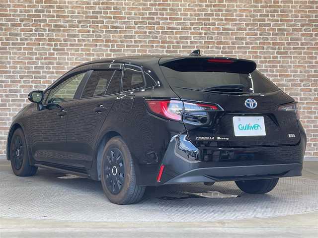 トヨタ カローラツーリング ハイブリッド G 岩手県 2023(令5)年 1.7万km アティチュードブラックマイカ 4WD/純正ディスプレイオーディオ/　BT/フルセグTV/バックカメラ/PCS/LDA/ACC/PDA/PKSB/RSA/クリアランスソナー /横滑り防止装置/ETC2.0/フォグランプ/オートハイビーム/オートライト/LEDヘッドライト/ライトレベライザー /オートホールドスイッチ/プッシュスタート/ミラーヒーター /スマートキー/フロアマット/ドアバイザー/スペアキー/取扱説明書/保証書