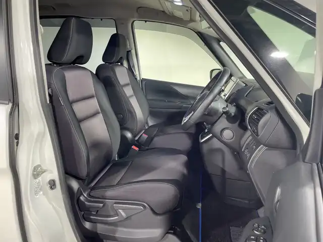 日産 セレナ e－パワー ハイウェイスター V 神奈川県 2018(平30)年 4.1万km ブリリアントホワイトパール 2トーン 純正9型SDナビゲーション/AM FM フルセグ Bluetooth CD DVD/アラウンドビューモニター/純正フリップダウンモニター/両側パワースライドドア/ハンズフリーオートスライドドア/プロパイロット/車線逸脱警報/車線逸脱防止支援システム/エマージェンシーブレーキ/標識表示機能/駐車支援/ふらつき警報/横滑り防止機能/ビルトインETC/前方ドライブレコーダー/デジタルインナーミラー/純正フロアマット/スマートキー/スペアキー/LEDヘッドライト/オートライト/純正15インチアルミホイル