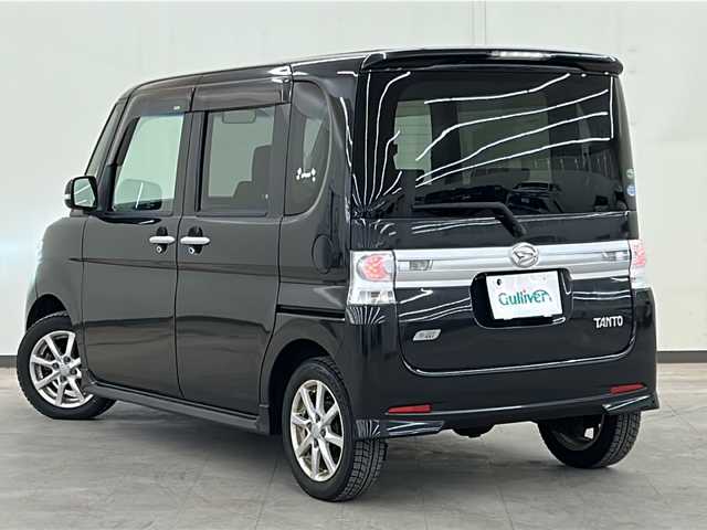 ダイハツ タント カスタム X スペシャル 道央・札幌 2012(平24)年 5.2万km ブラックマイカメタリック ・４WD/・純正SDナビ/CD・DVD・AM・FM・BT/・フルセグTV/・ミュージックサーバー/・片側パワースライドドア/・純正フロアマット/・ベンチシート・ドアバイザー/・電動格納ミラー/・ウインカーミラー/・ワンオーナー/・スマートキー/・取扱説明書