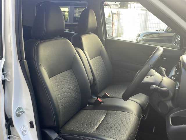 日産 デイズ HWS G ターボ プロパイロットED 愛知県 2023(令5)年 2万km アメジストブラック/シルキーホワイト 禁煙車/日産プロパイロット/純正ディスプレイオーディオ/（Bluetooth/AppleCarPlay/AndroidAuto/HDMI)/アランドビューカメラ/インテリジェントモビリティ/・インテリジェントエマージェンシーブレーキ/・アダプティブLEDヘッドライトシステム/・踏み間違い衝突防止アシスト/・車線逸脱警報機能/・車線逸脱防止支援システム/・前方衝突予測警報/・ふらつき警報/・先行車発進お知らせ機能/・標識認識機能/アダプティブクルーズコントロール/ブラインドスポットモニター/シートヒーター/ステアリングヒーター/前方ドライブレコーダー/ETC/純正15インチアルミホイール/純正フロアマット/純正ドアバイザー/LEDヘッドライト/オートライト/スペアキー1本/スマートキー/保証書/取扱説明書