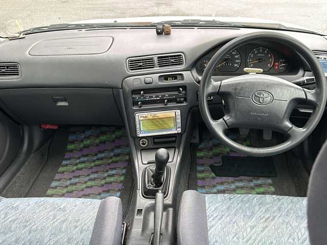 トヨタ カローラ レビン FZ 滋賀県 1999(平11)年 4.6万km スーパーレッドⅡ ユーザー買取車/５MT/H17年~R4年までの記録簿有/　但しH18、H20年分が日焼けしていてわかりにくい。