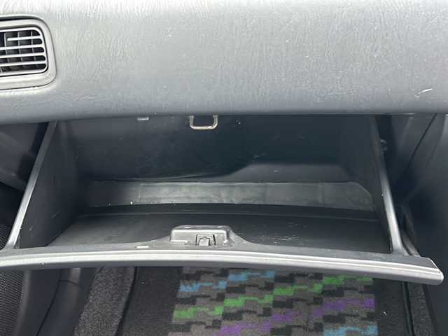 トヨタ カローラ レビン FZ 滋賀県 1999(平11)年 4.6万km スーパーレッドⅡ ユーザー買取車/５MT/H17年~R4年までの記録簿有/　但しH18、H20年分が日焼けしていてわかりにくい。