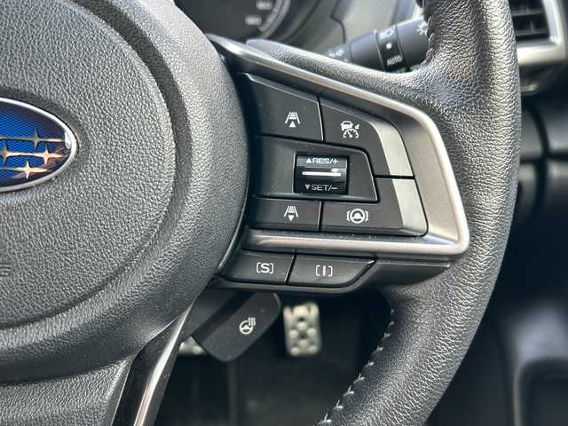 スバル フォレスター プレミアム 長野県 2018(平30)年 6万km クリスタルブラックシリカ ・純正メーカーオプションナビ/(Bluetooth/DVD/CD/フルセグTV)/・クルーズコントロール/・ドライブレコーダー/・純正ビルトインETC/・純正フロアマット/・パワーシート(D+N席)/・シートヒーター(D+N席)/・ステアリングヒーター/・社外18インチアルミホイール/・ワンオーナー/・保証書/・取扱説明書/・スペアキー