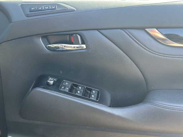 トヨタ ヴェルファイア Z Gエディション 愛知県 2017(平29)年 6.5万km ブラック /ワンオーナー//純正ナビ/フルセグTV/　(NSZT-Y64T)//Bluetooth//バックカメラ//ビルトインETC//純正フリップダウンモニター/　(V11T-R62G)//クルーズコントロール//クリアランスソナー//1・2列目パワーシート//ステアリングヒーター//両側パワースライドドア//パワーバックドア//電子パーキング//ブレーキホールド//100Vコンセント//黒合皮ハーフレザーシート//コンビステアリング//純正18インチアルミ//純正フロアマット//純正ドアバイザー//新車保証書/取扱説明書//スペアキー