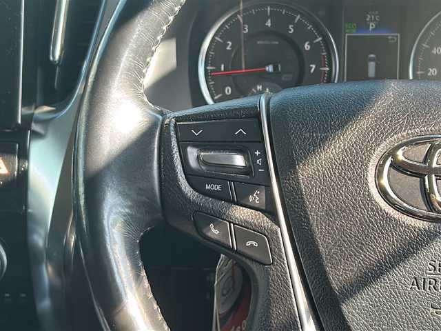 トヨタ ヴェルファイア Z Gエディション 愛知県 2017(平29)年 6.5万km ブラック /ワンオーナー//純正ナビ/フルセグTV/　(NSZT-Y64T)//Bluetooth//バックカメラ//ビルトインETC//純正フリップダウンモニター/　(V11T-R62G)//クルーズコントロール//クリアランスソナー//1・2列目パワーシート//ステアリングヒーター//両側パワースライドドア//パワーバックドア//電子パーキング//ブレーキホールド//100Vコンセント//黒合皮ハーフレザーシート//コンビステアリング//純正18インチアルミ//純正フロアマット//純正ドアバイザー//新車保証書/取扱説明書//スペアキー